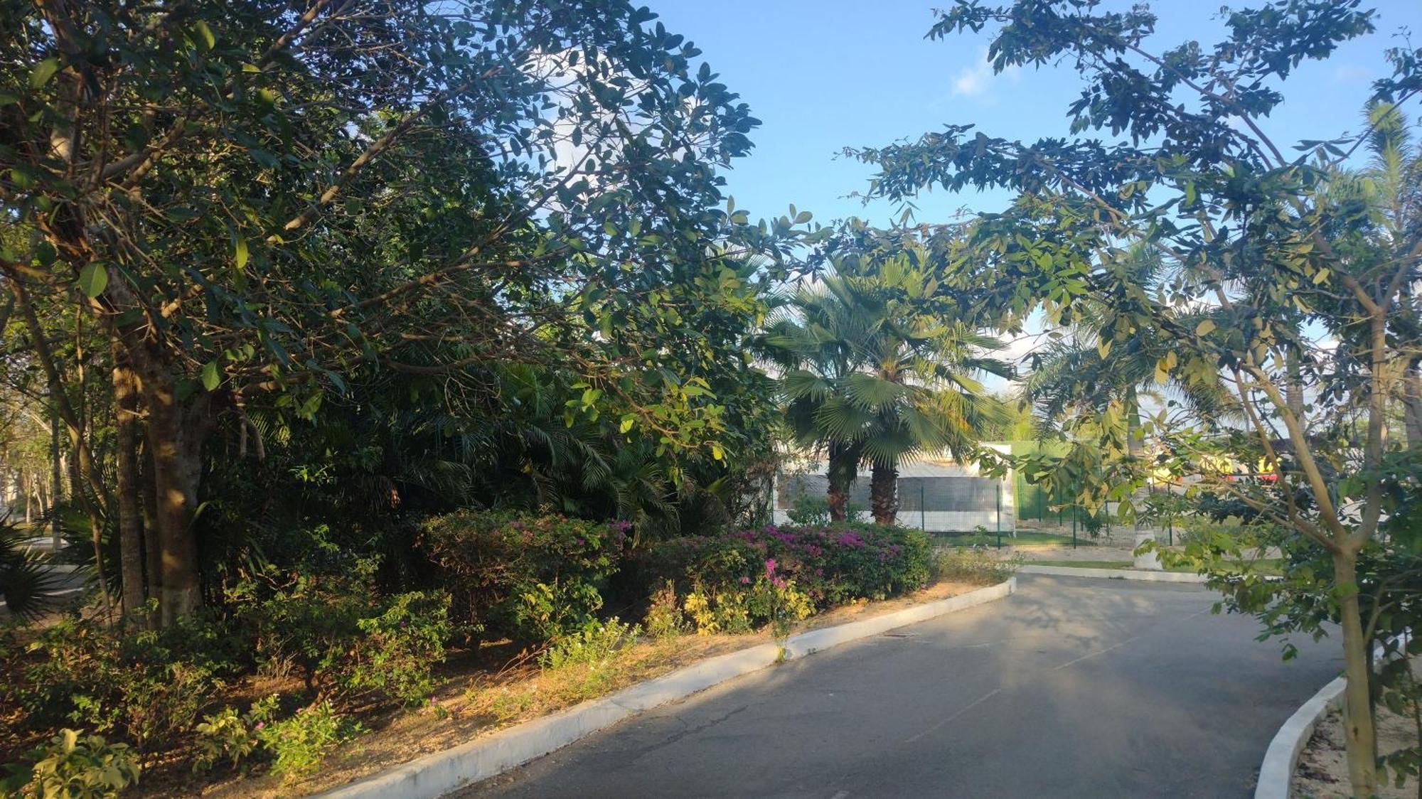 Breezy & Cancunian Villa Exterior foto